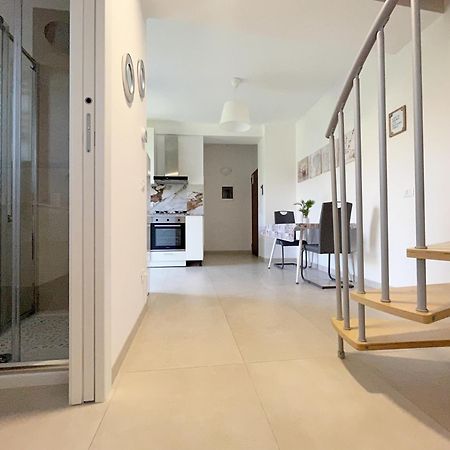 Appartamento Con Balcone Affascinante A Cadorago Фіно-Морнаско Екстер'єр фото
